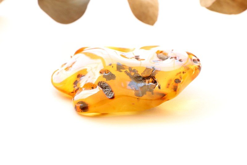 Unique color amber pendant with hole P153 - Image 4