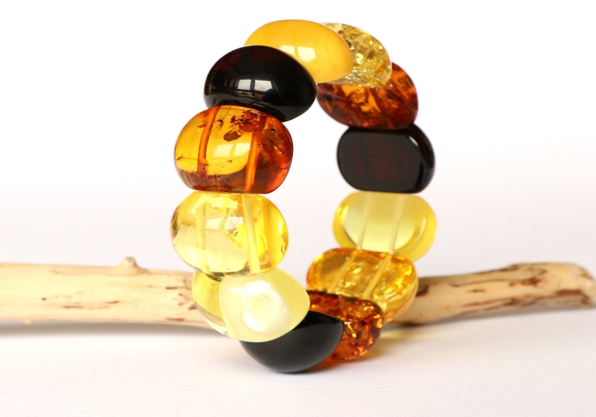 Royal multicolor amber bracelet from natural amber B306