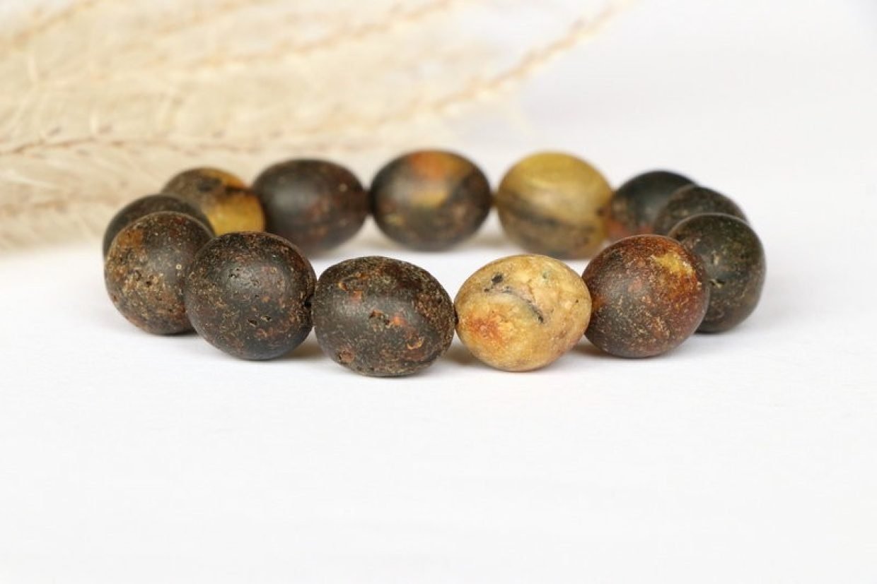 1908-Unpolished-amber-bracelet-for-him-FH132.jpg