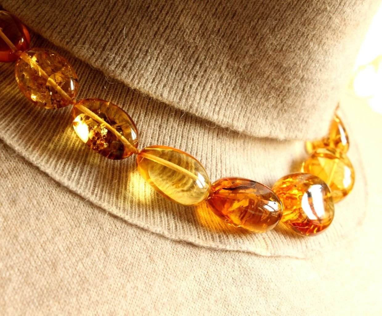 Summer color amber necklace N116 - Image 6