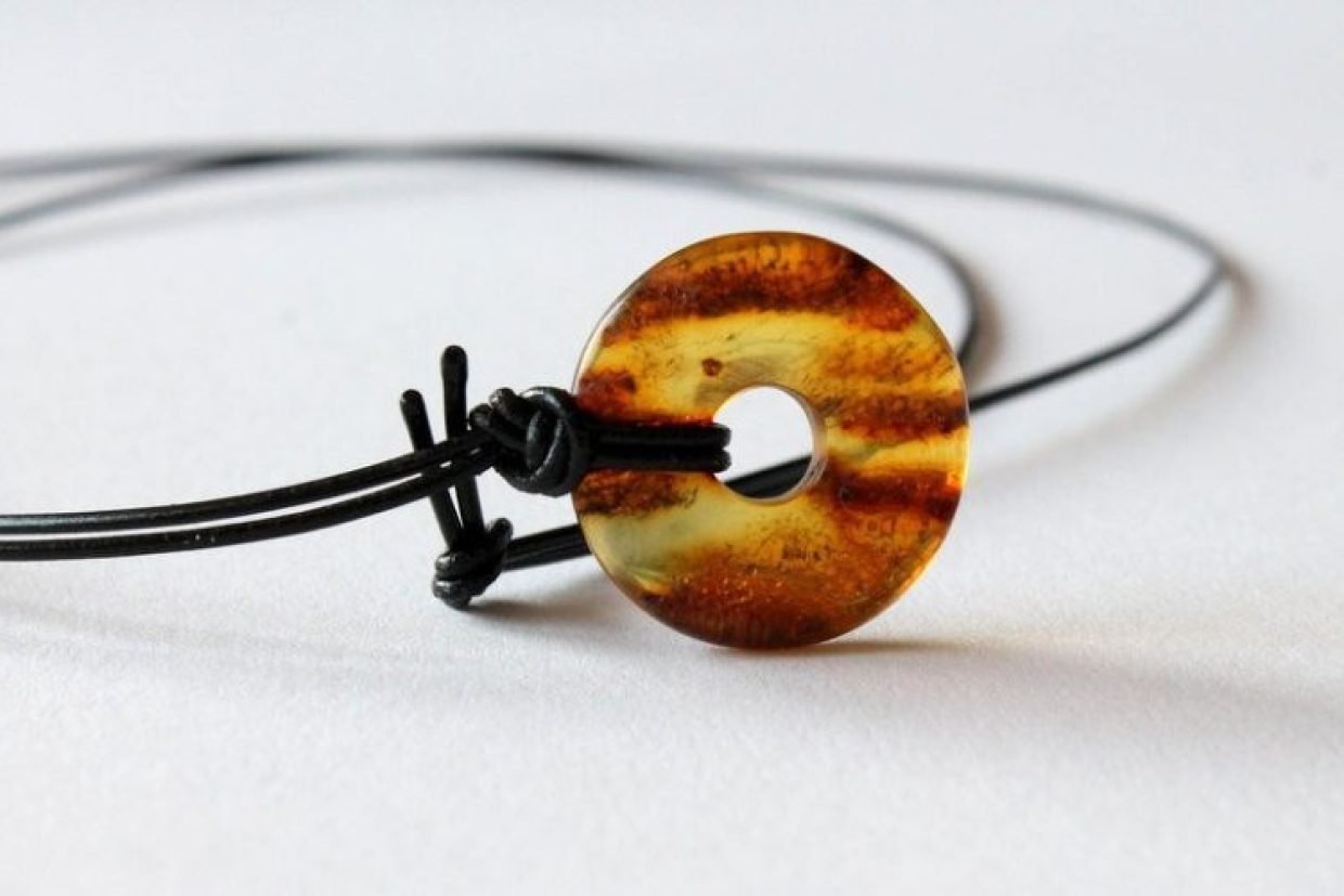 4595-Amber-Donut-With-Leather-P141.jpg