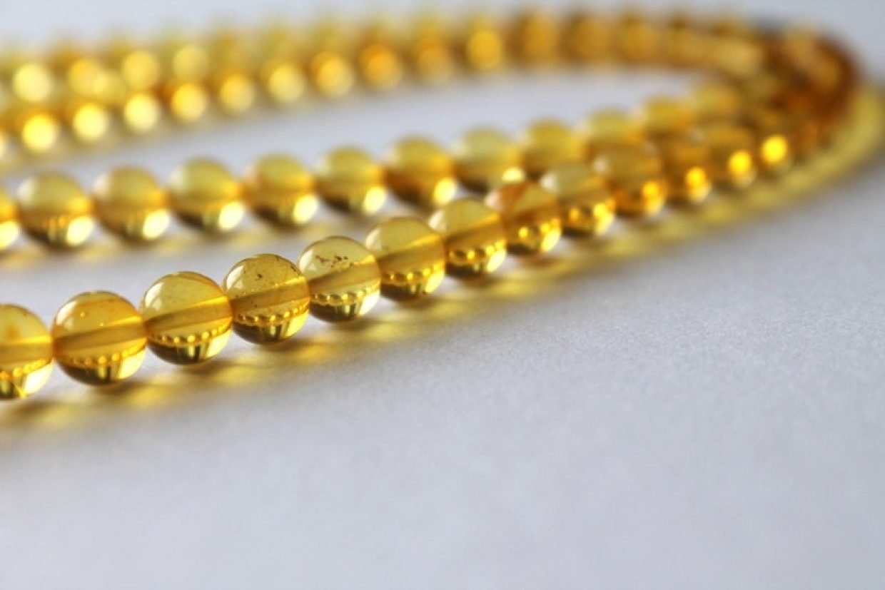 4641-Tibetan-Buddhist-amber-rosary-mala-natural-amber-beads-lemon-amber-rosary-mala-prayer-rosary-7.0-mm-round-beads-108-round-amber-beads.jpg