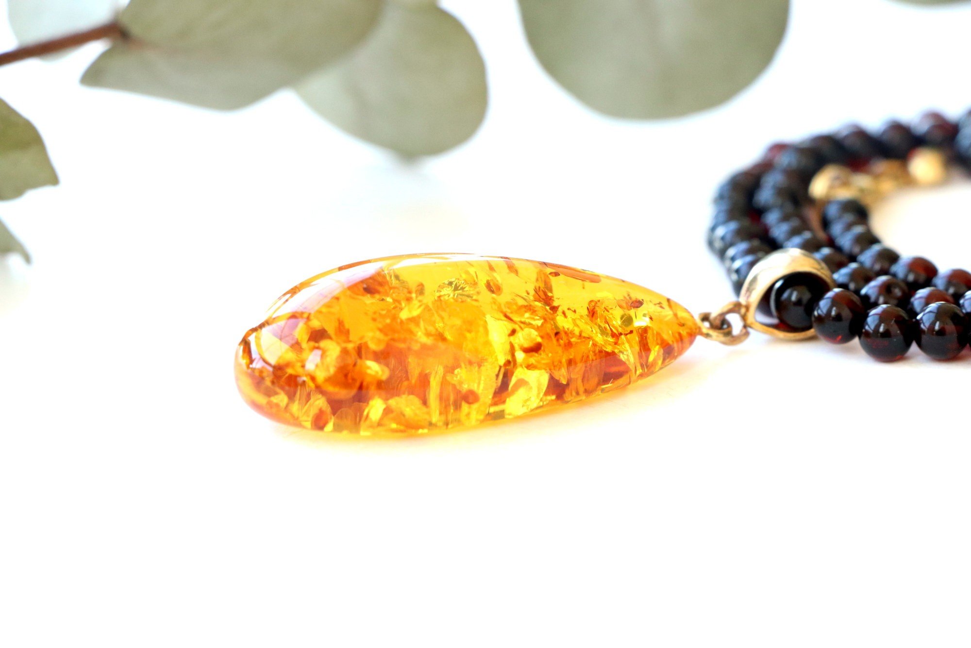 Honey and cherry color amber necklace with pendant N121