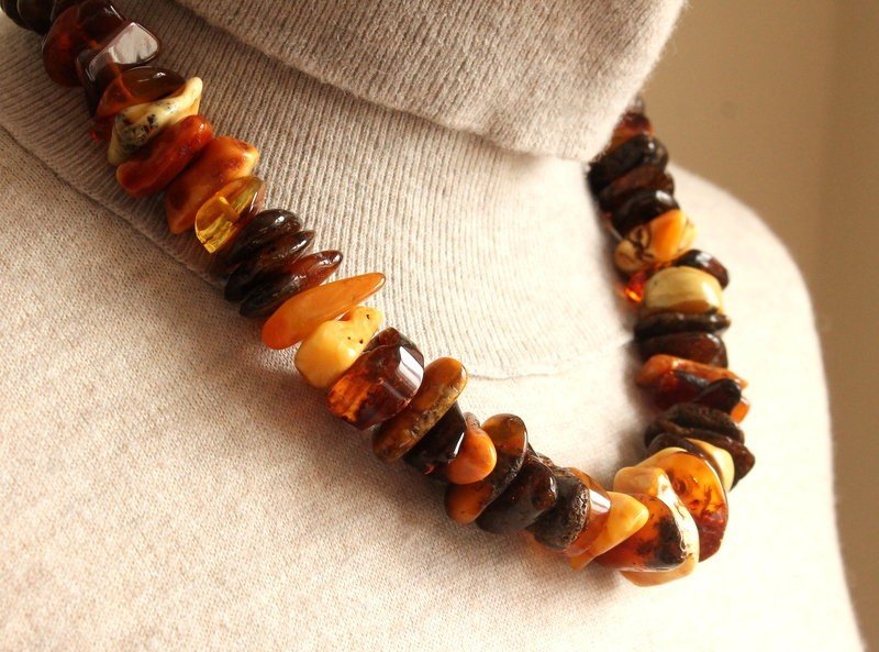 Massive amber necklace N67 - Image 9