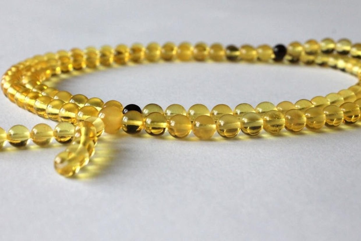 6456-Amber-rosary-mala-Tibetan-Buddhist-rosary-7.5-mm-amber-beads-lemon-color-amber-rosary-natural-amber-beads-mala-rosary-108-round-beads.jpg