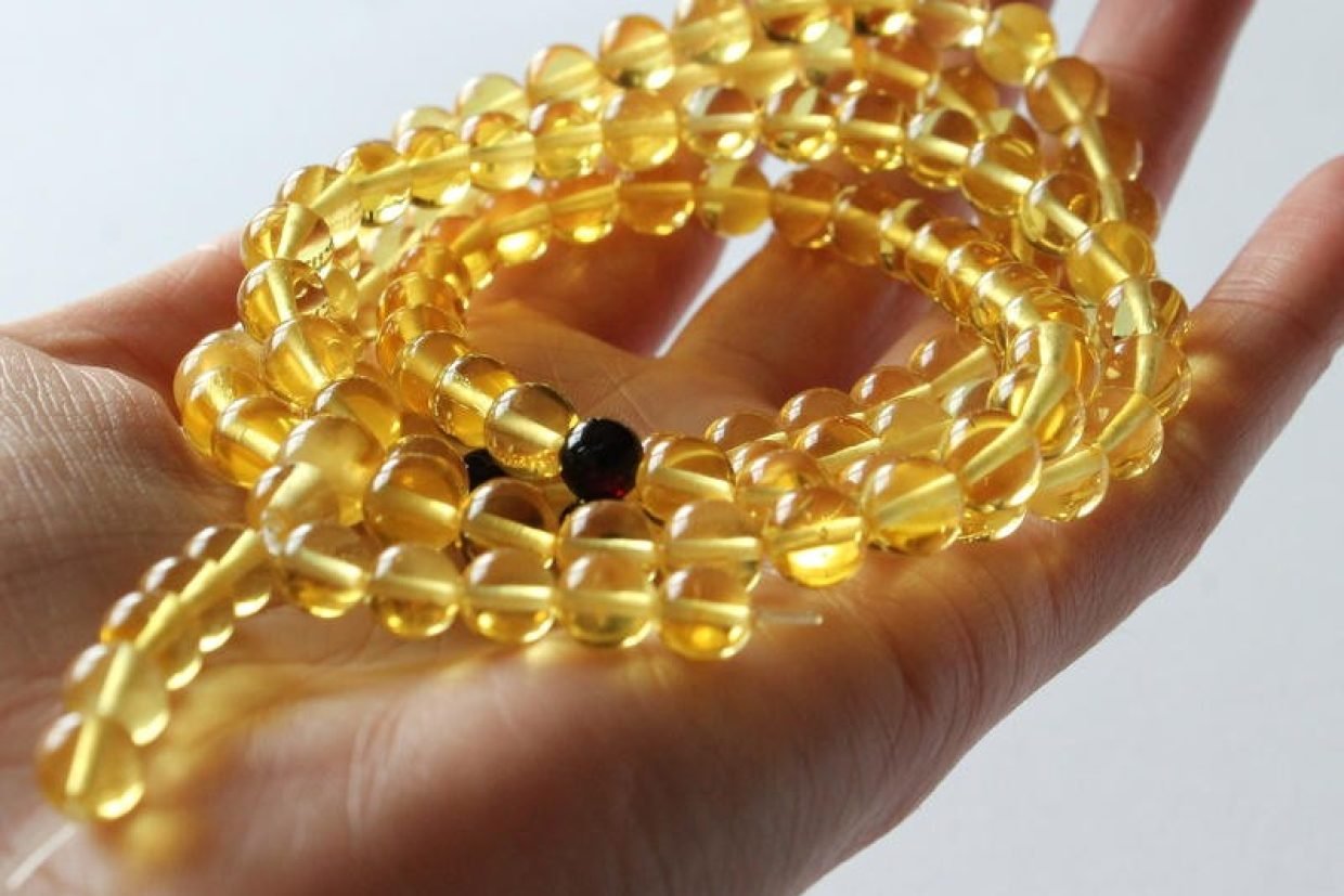 6460-Amber-rosary-mala-Tibetan-Buddhist-rosary-7.5-mm-amber-beads-lemon-color-amber-rosary-natural-amber-beads-mala-rosary-108-round-beads.jpg