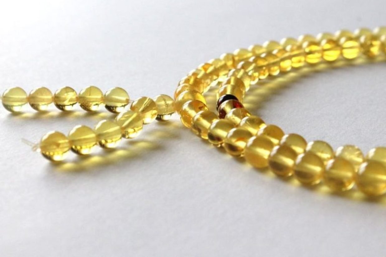6461-7-mm-amber-rosary-mala-Tibetan-Buddhist-rosary-lemon-amber-rosary-natural-beads-mala-prayer-rosary-108-round-beads-amber-rosary-mala.jpg