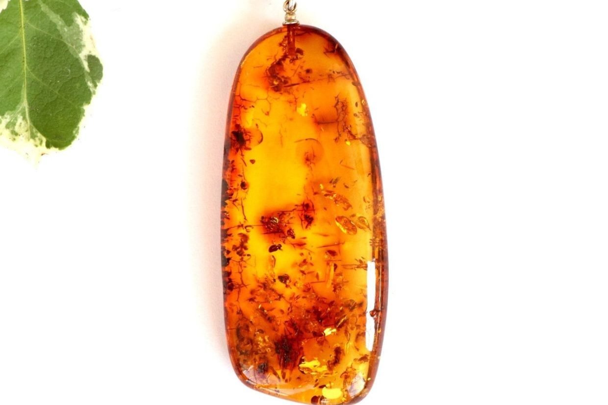 7035-Cognac-Farbe-Bernstein-Anhänger-P97.jpg