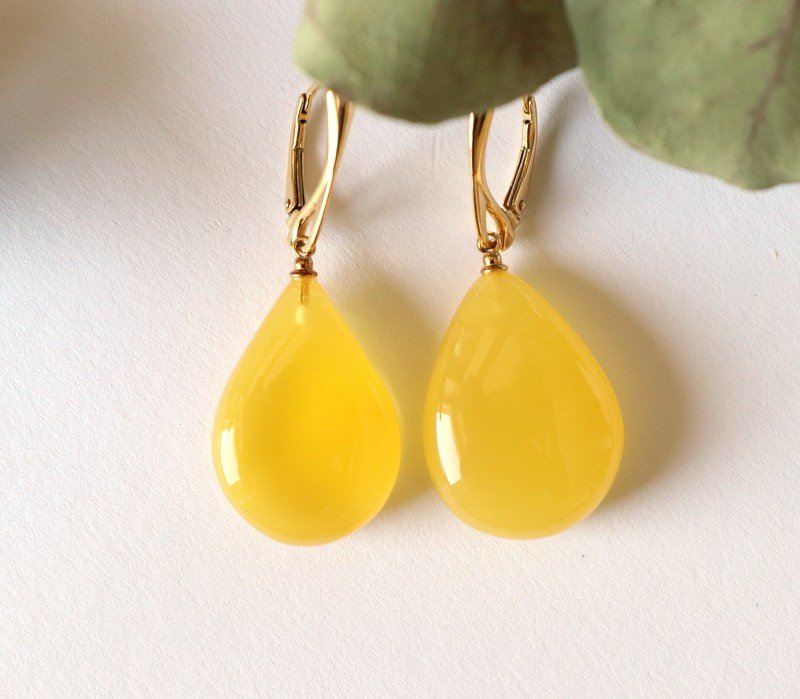 Long honey natural Baltic amber earrings E190 - Image 2
