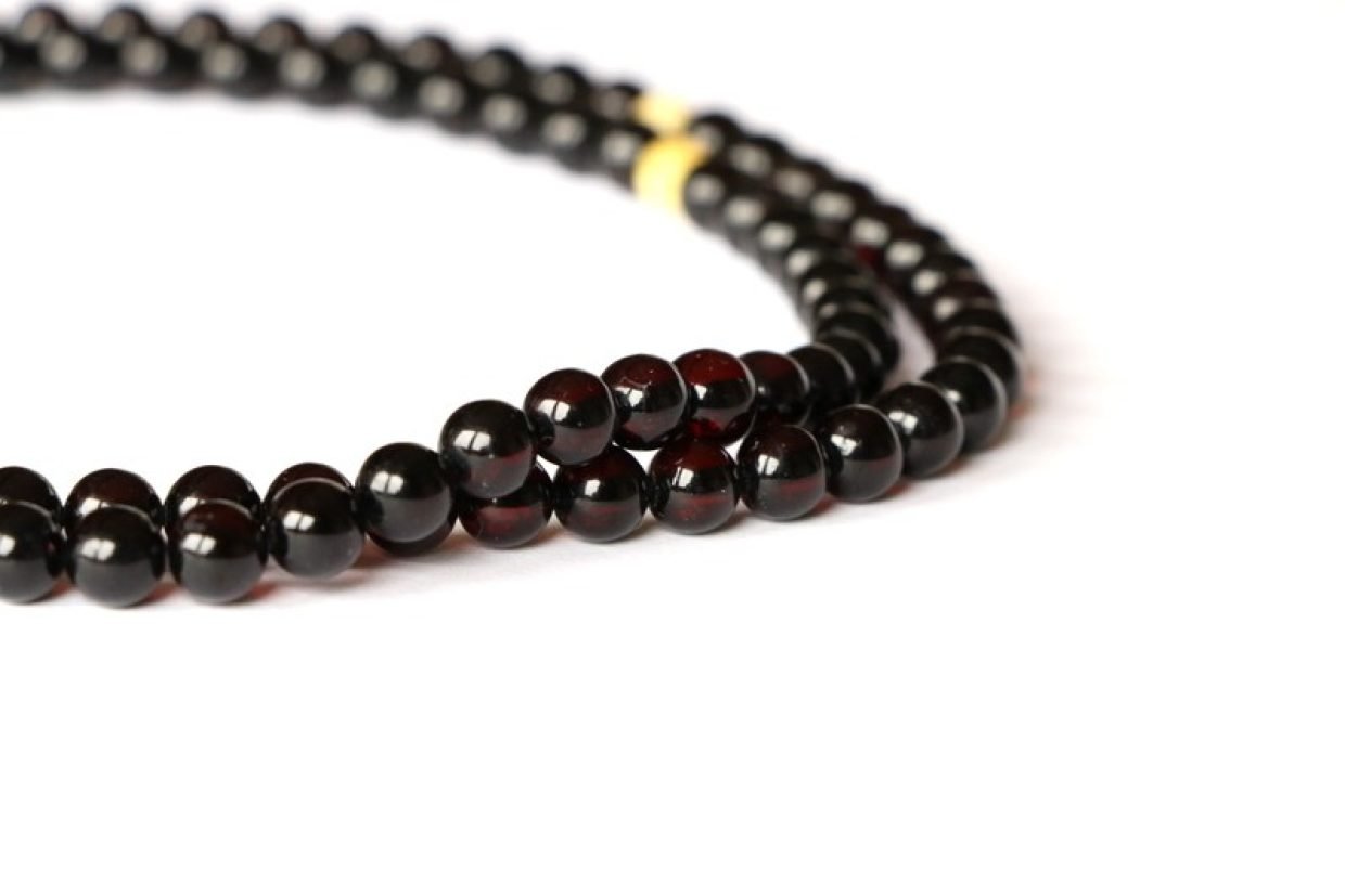8650-Tibetan-Buddhist-natural-Baltic-amber-rosary-RM11.jpg