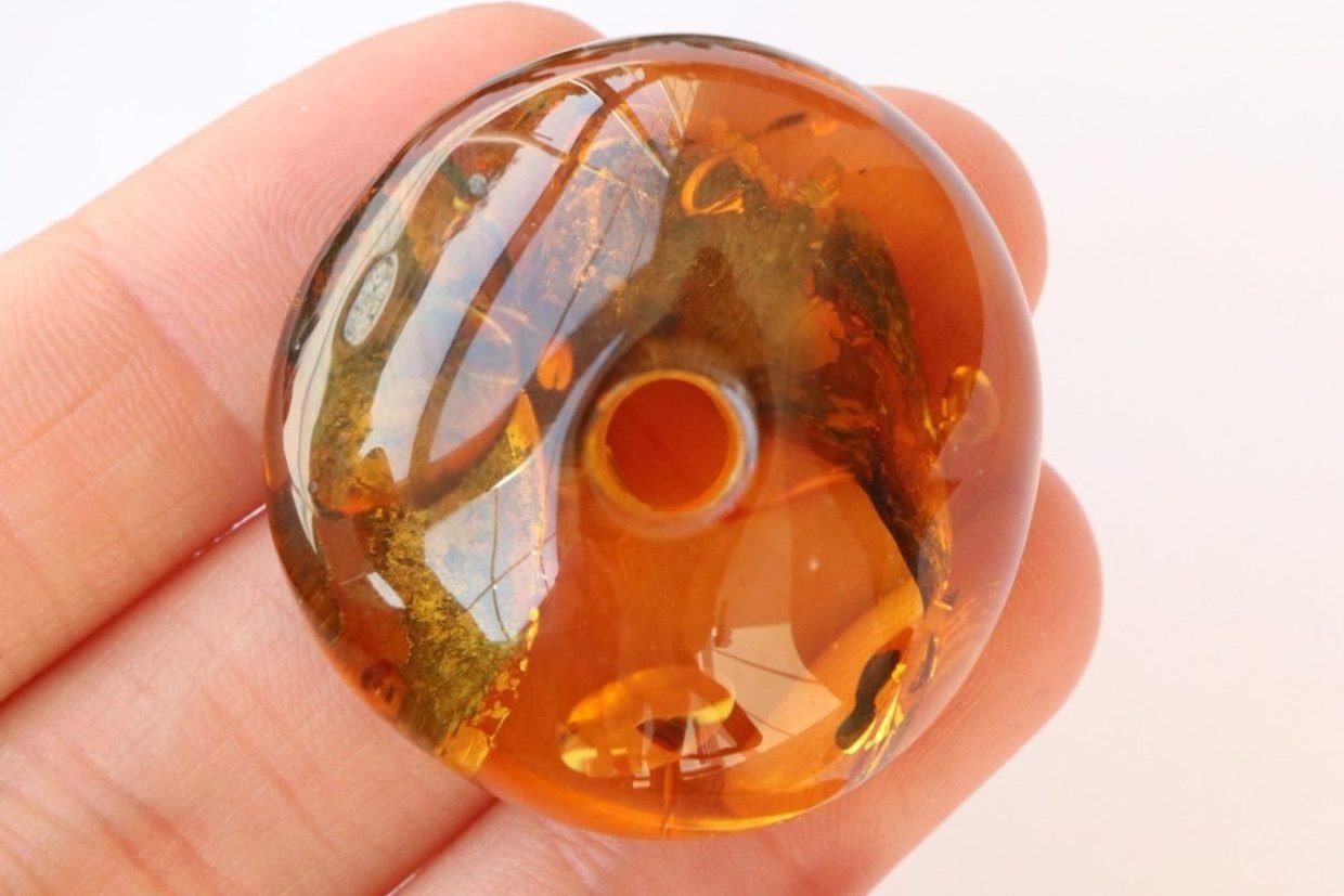 885-Dark-cognac-amber-doughnut-pendant-PD4-scaled-1.jpg