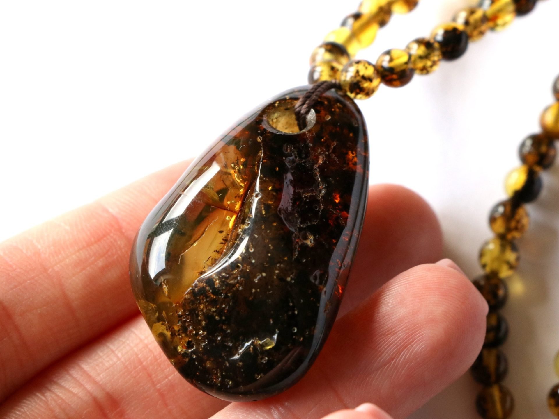 Green color long amber necklace with pendant N251 - Image 7