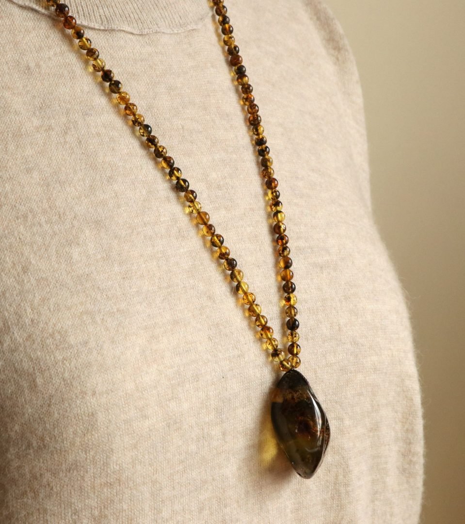 Green color long amber necklace with pendant N251 - Image 11