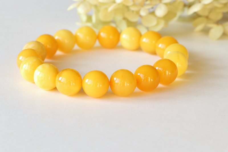 Yellow color amber bracelet B35 - Image 4