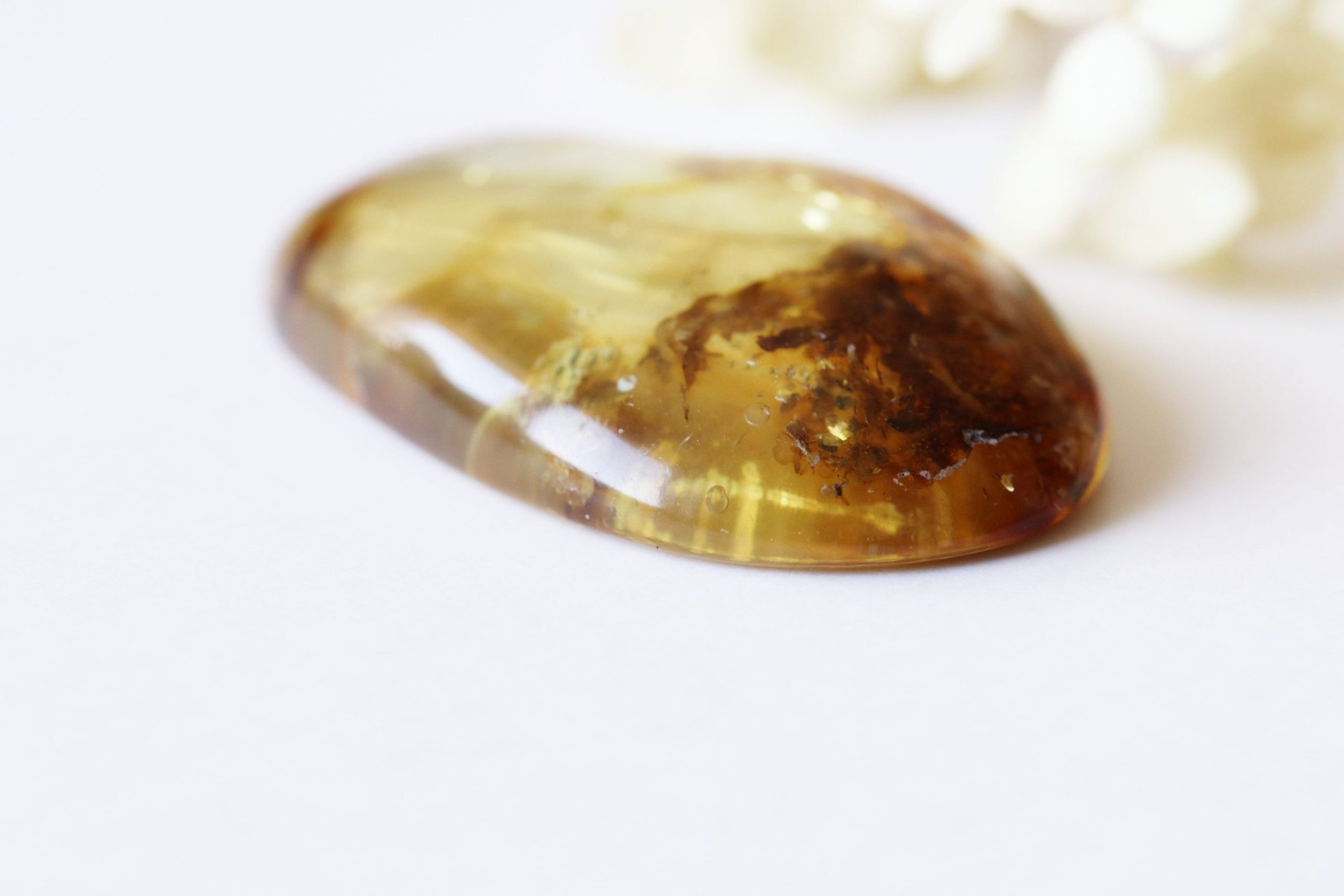Natural Baltic amber stone S73 - Image 2