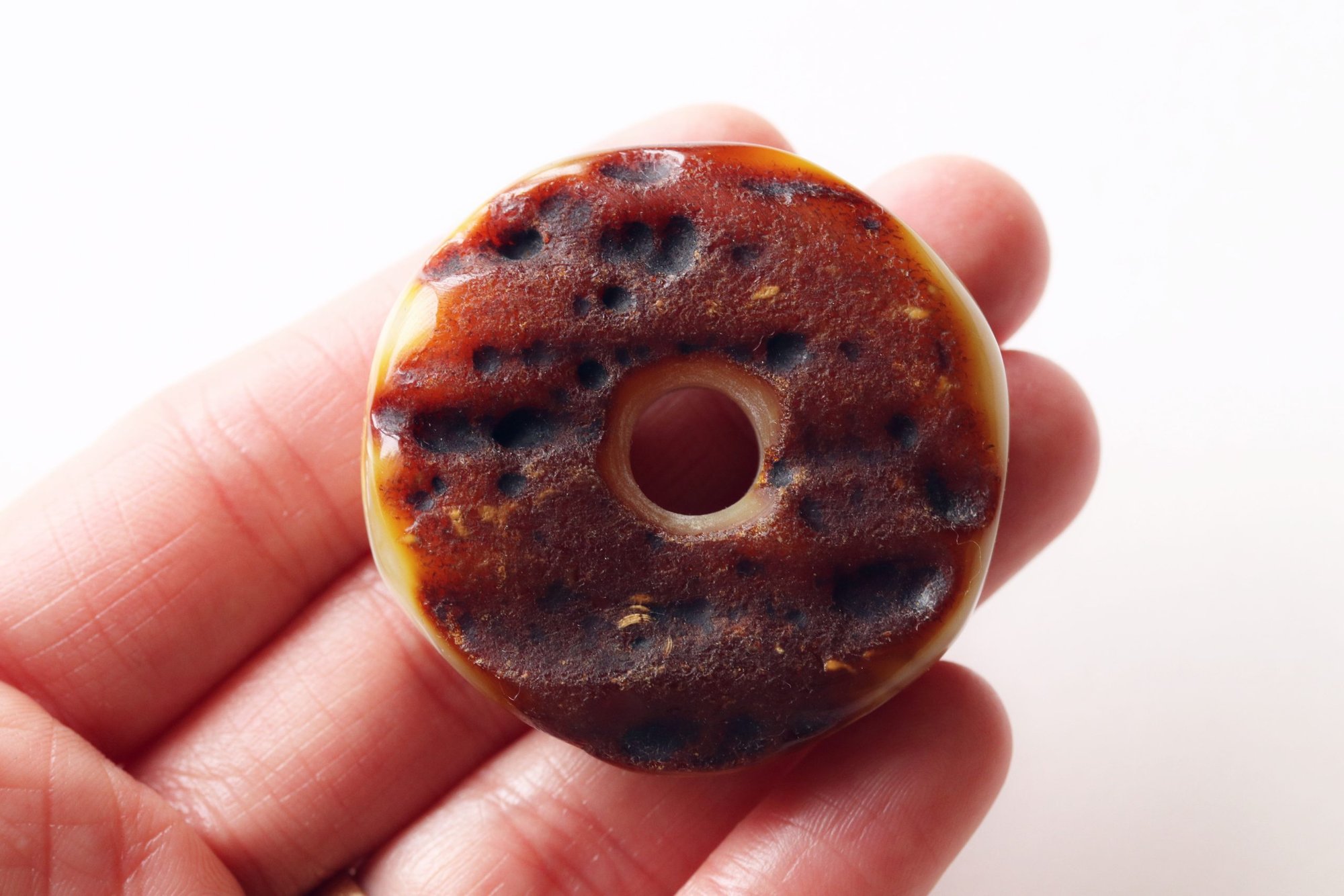 Massiver bernsteinfarbener Donut-Anhänger PD44 – Bild 6