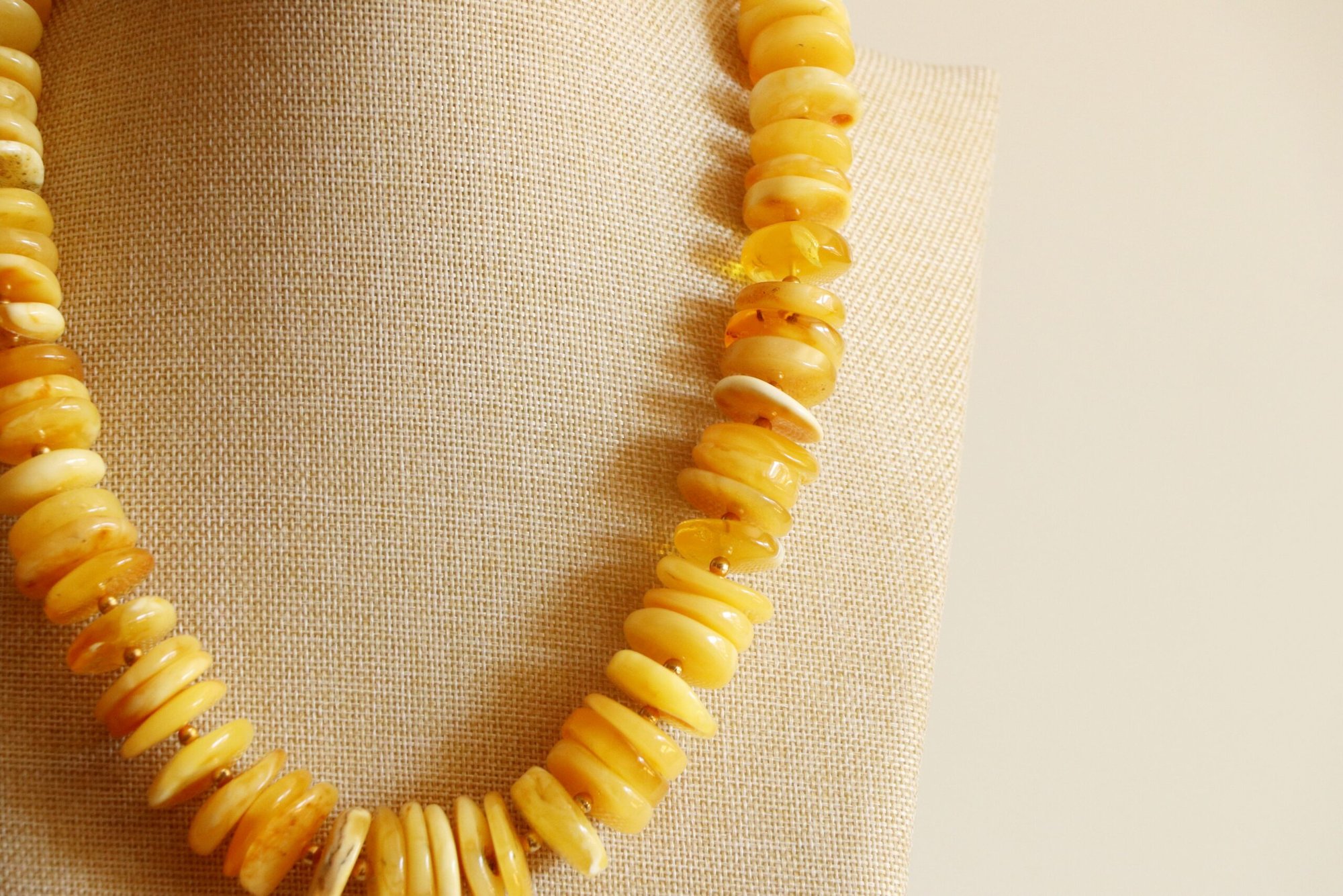 Royal color natural Baltic amber necklace N118 - Image 10